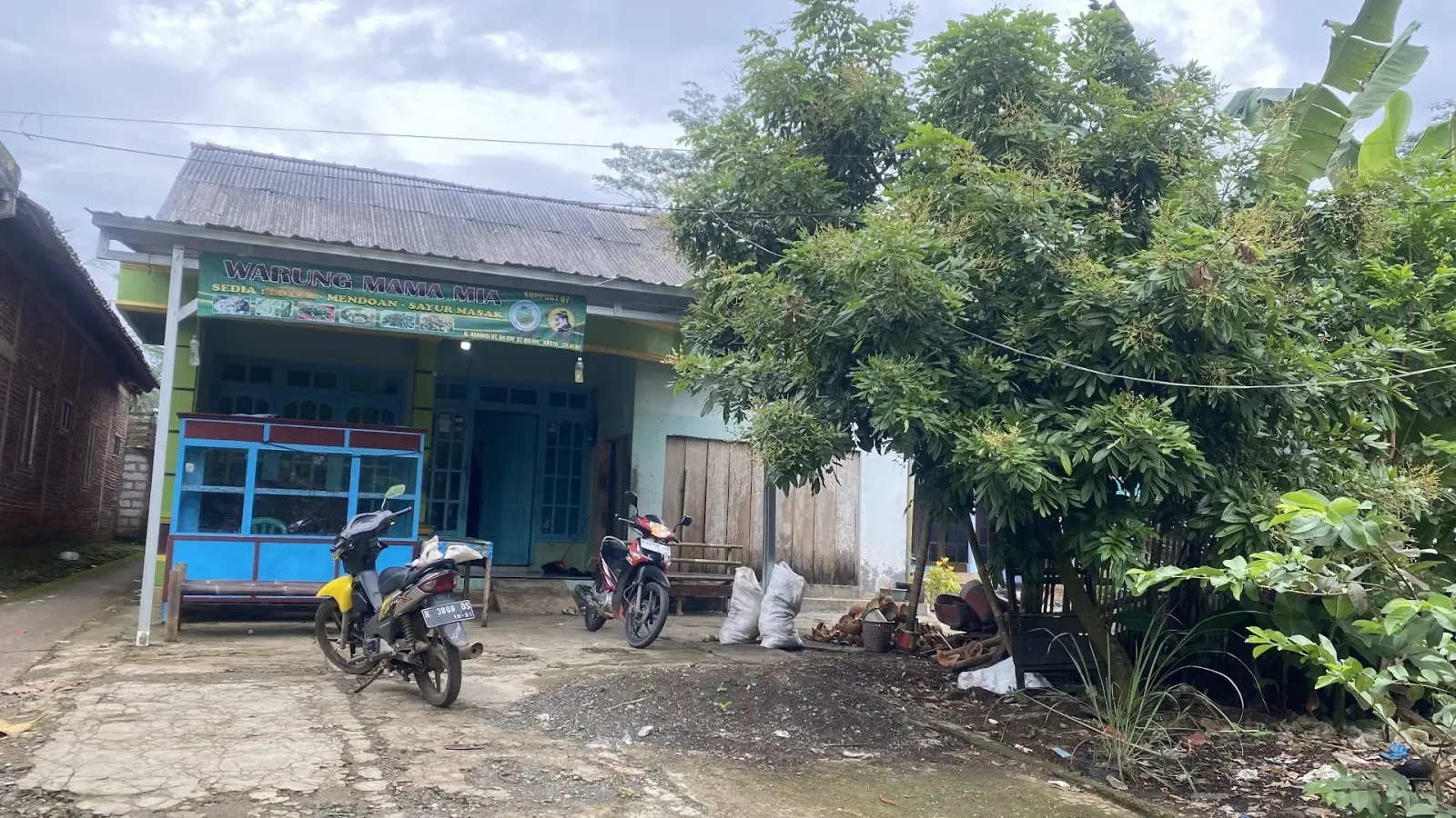 Warung Makan JeJe-r Sawah Mujur