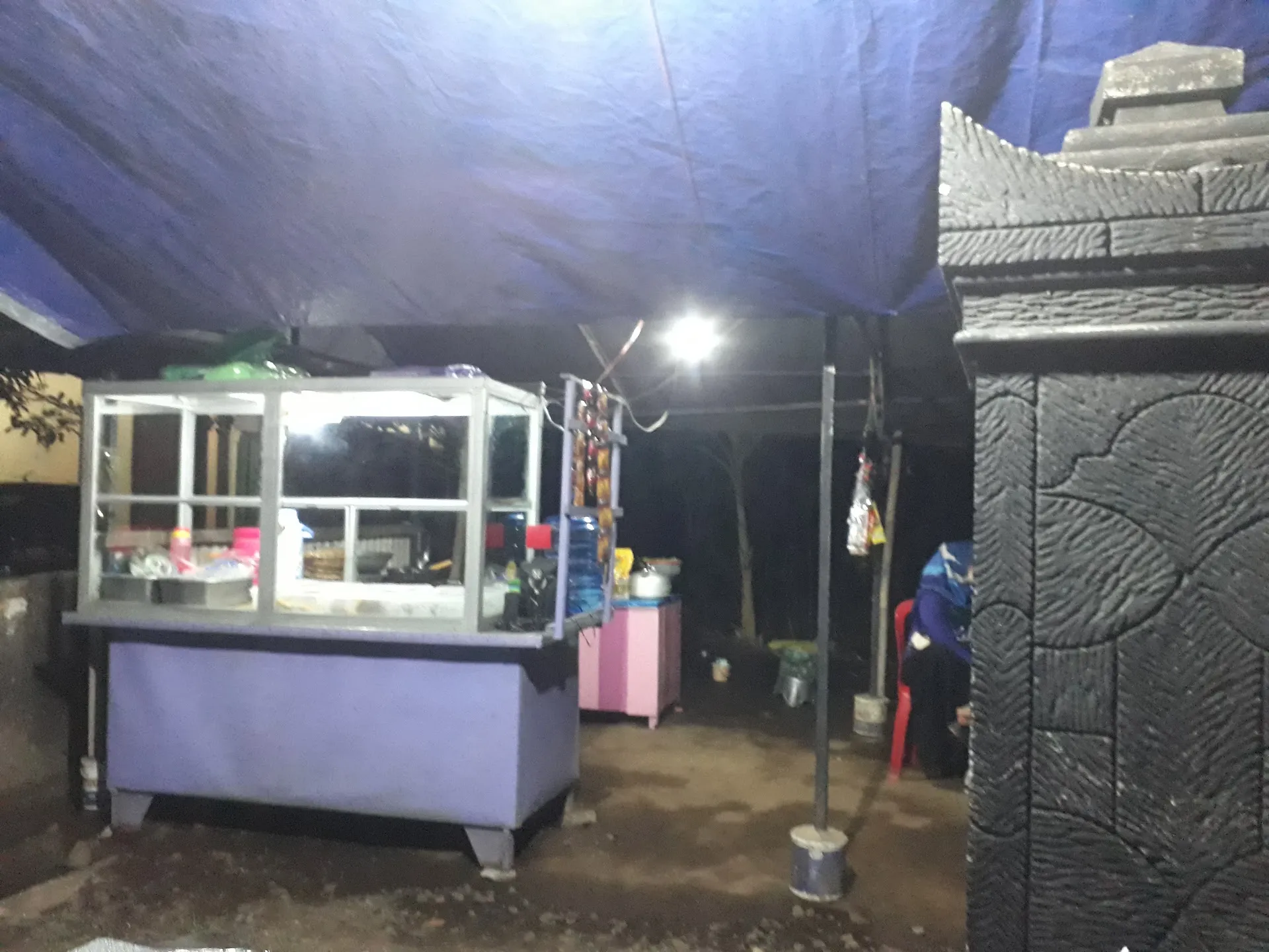 Warung Makan Lamongan Dan Es Kelapa Muda