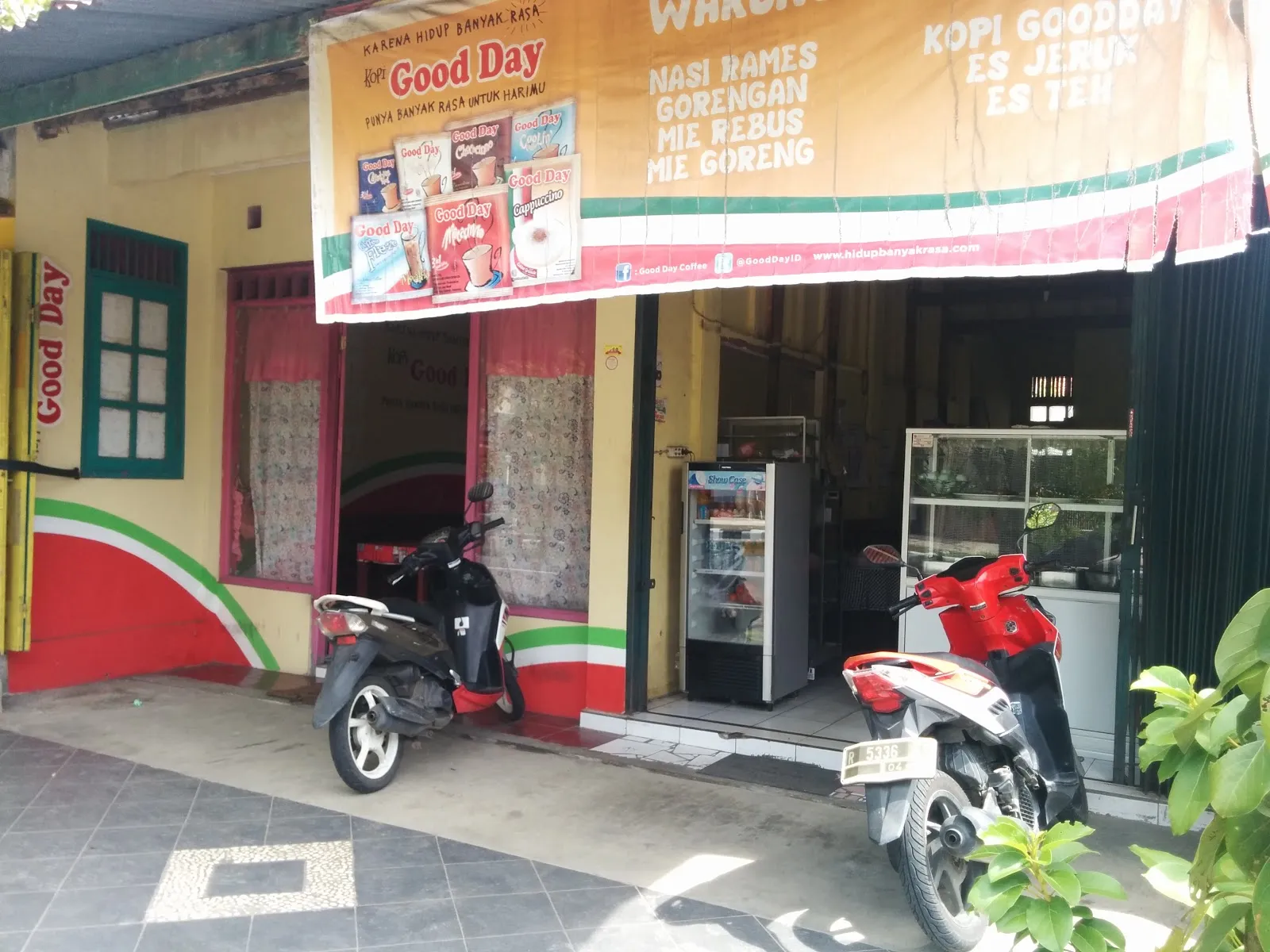 Warung makan " Madu Sari "