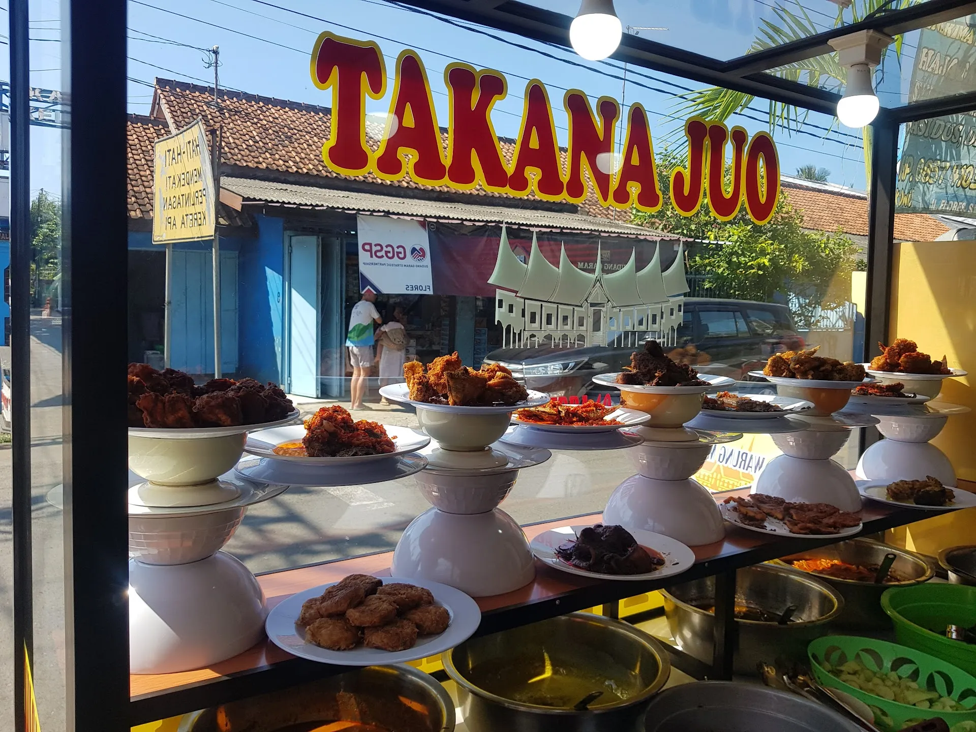 TAKANA Bundo Padang Restaurant