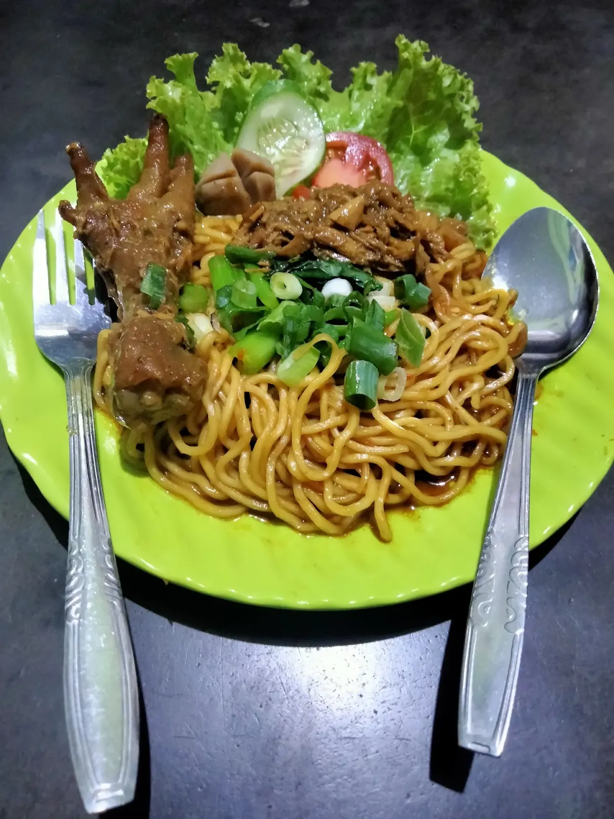 WARUNG MAMA YULI