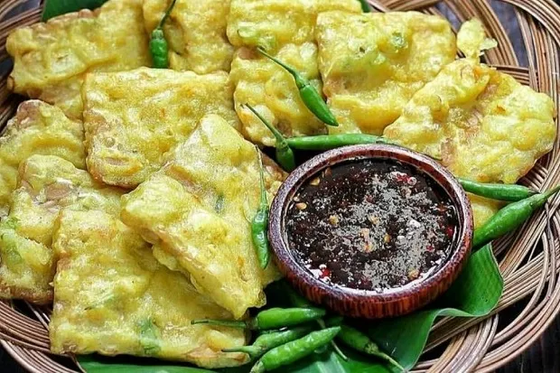 Warung Medoan Ibu Wagiyem Cikadim