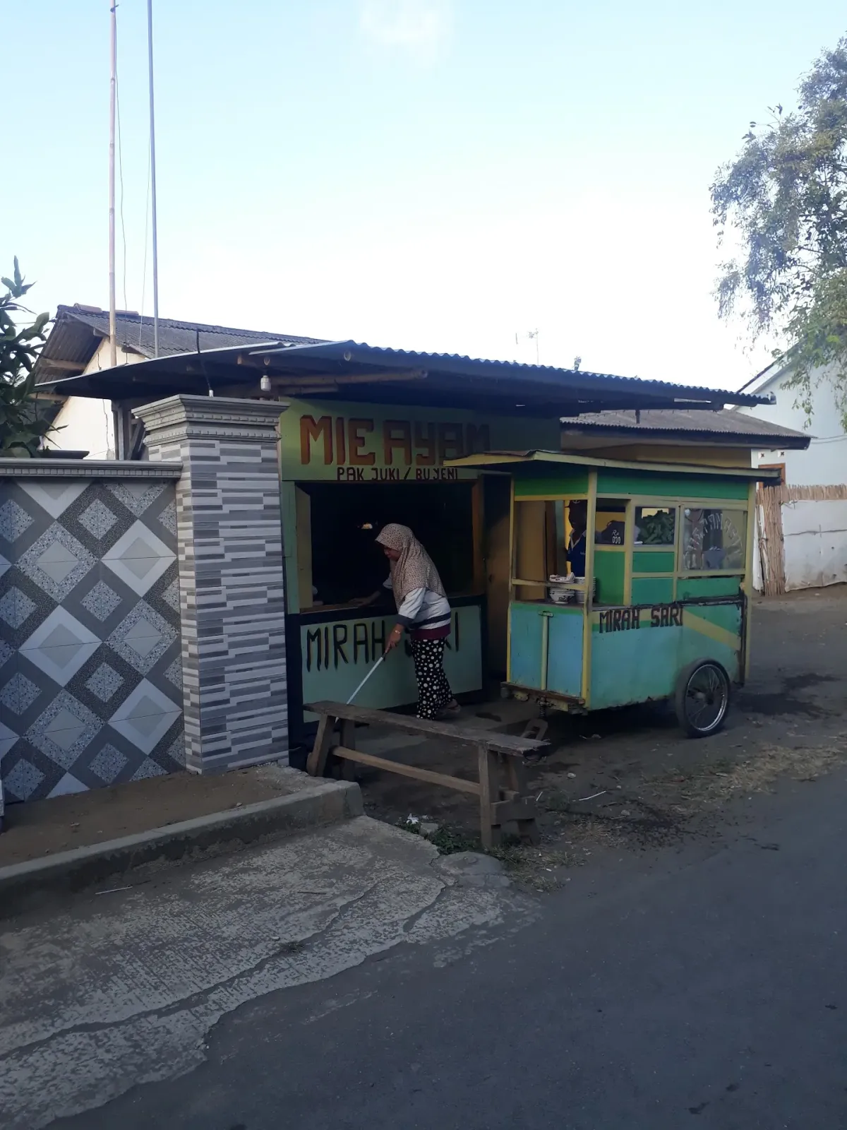 Pak Juki's Chicken Noodle Warung
