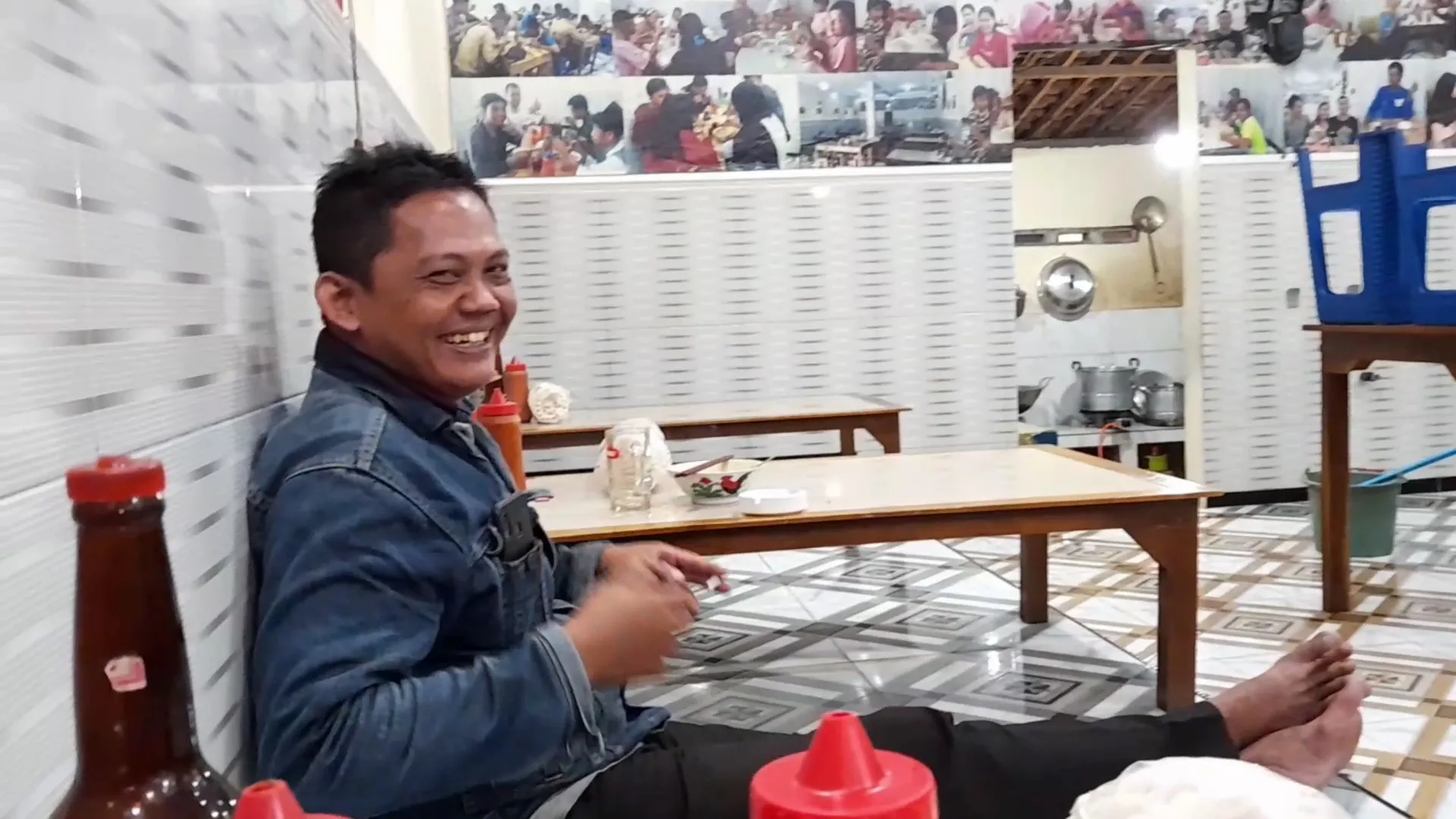 Warung Mie Ayam Pent Hol Bakso