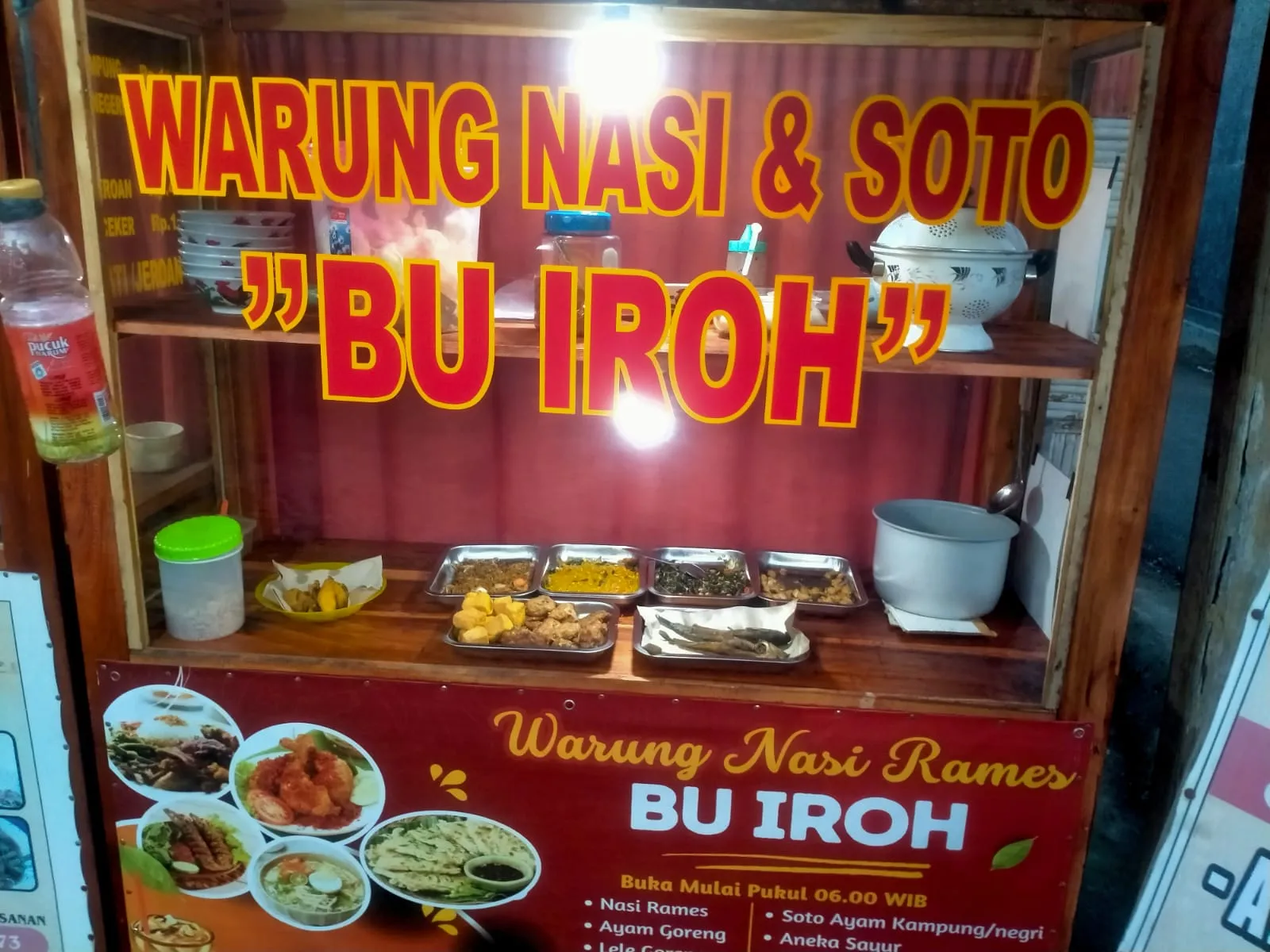 WARUNG NASI & AYAM GORENG BU IROH