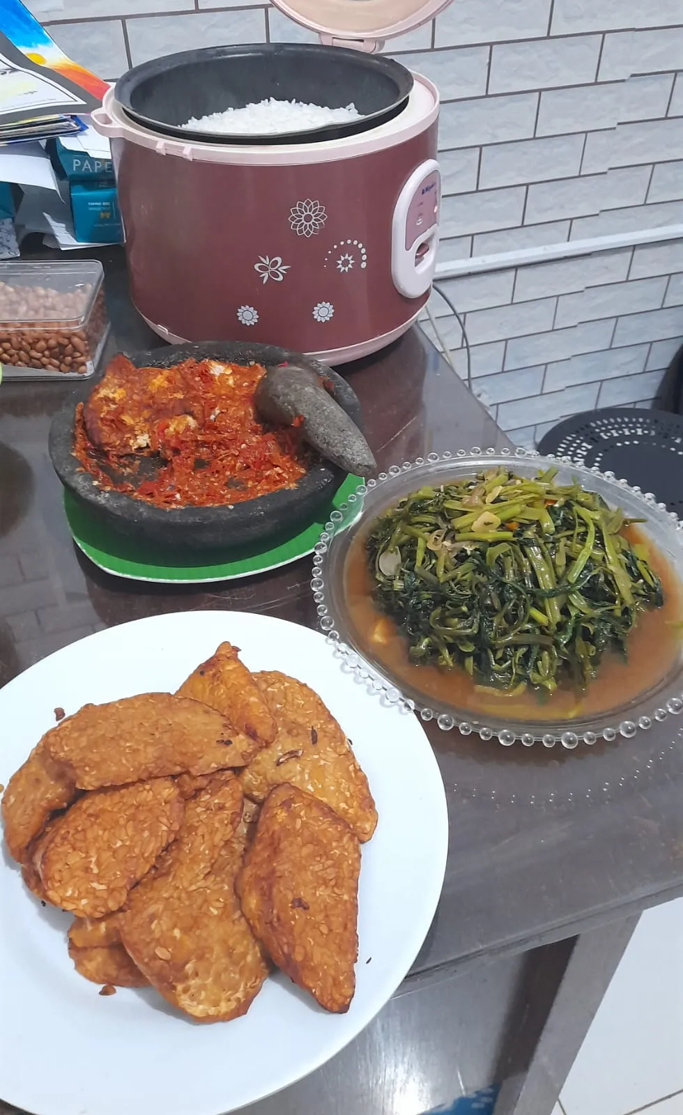 Warung Nasi Rames Bu Yatmi