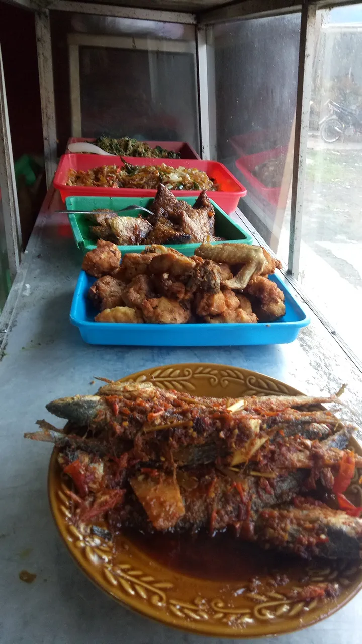 Warung Nasi Rames "MBA MUS