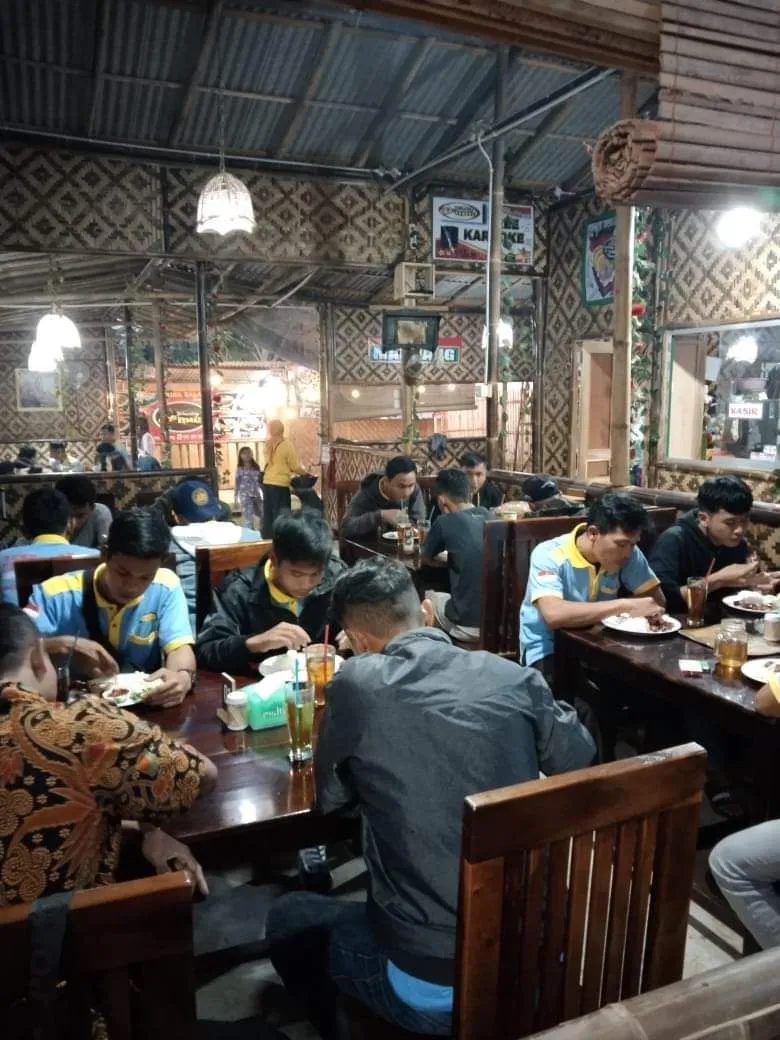 Warung O'ang & Mulia Kitchen