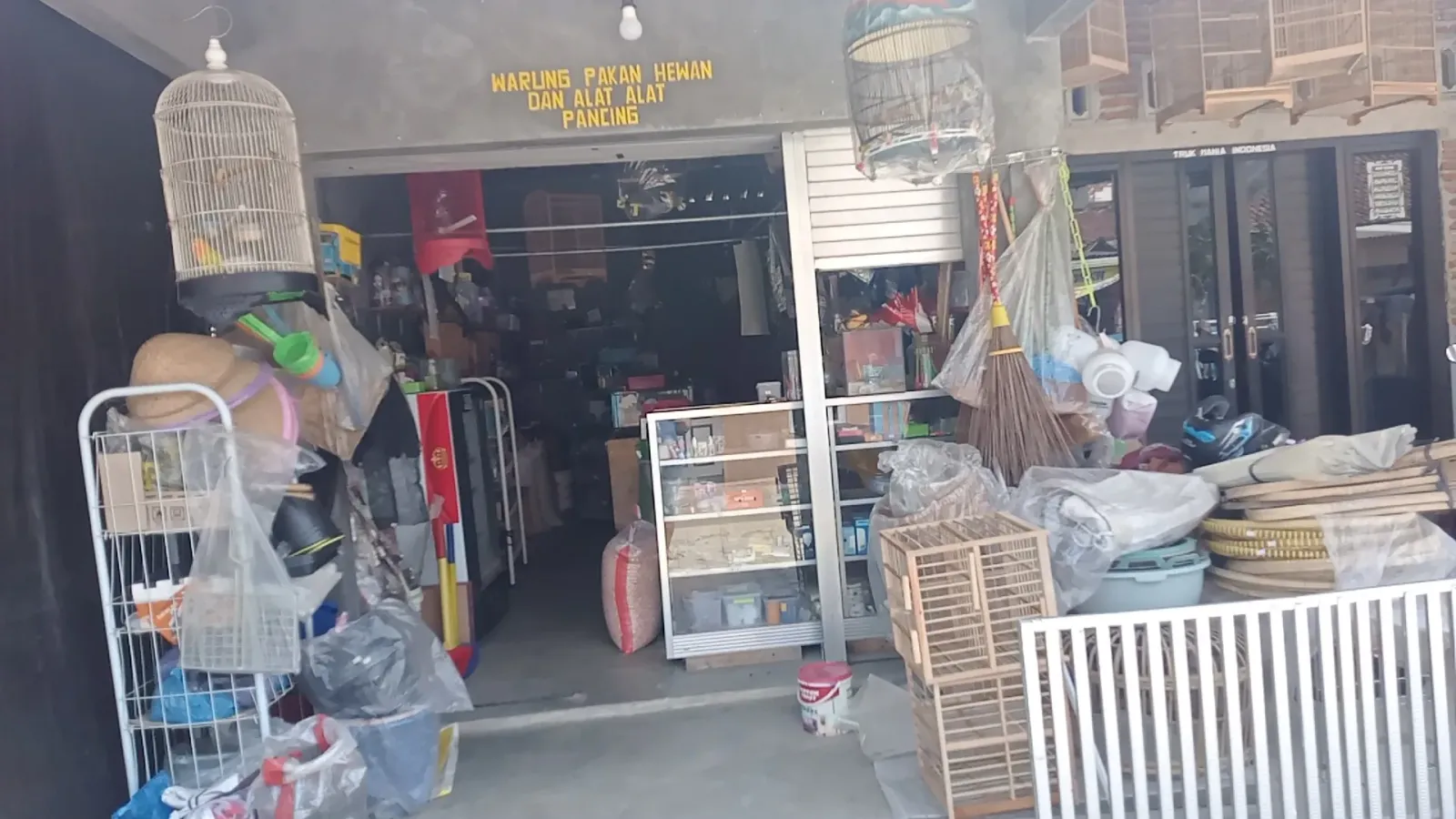 Warung pakan ternak