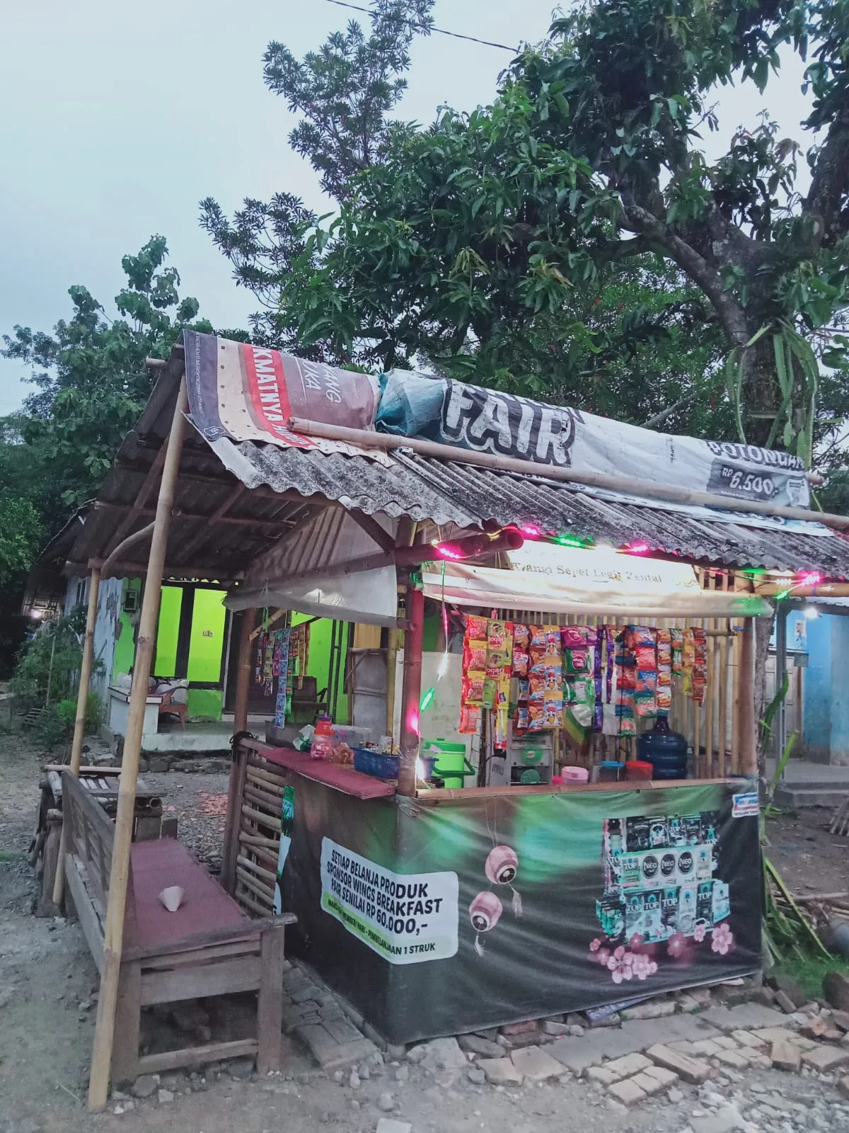Warung pipit