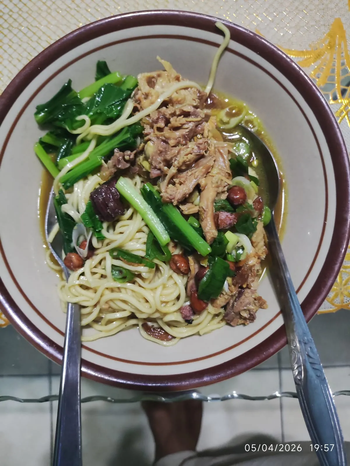 Warung Pojok Bu UUS (warung soto)