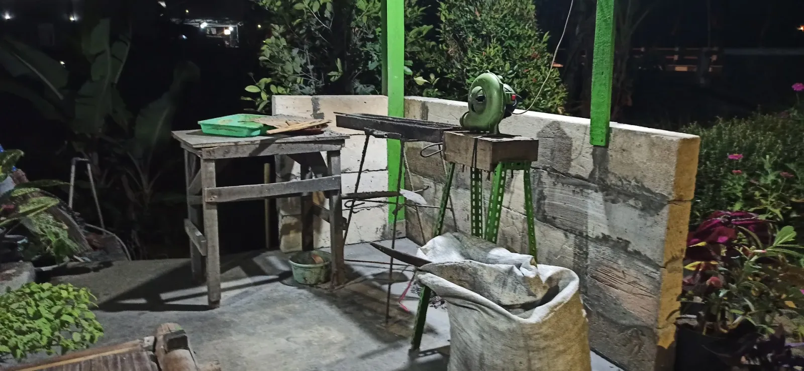 Warung Sate Brug Wesi