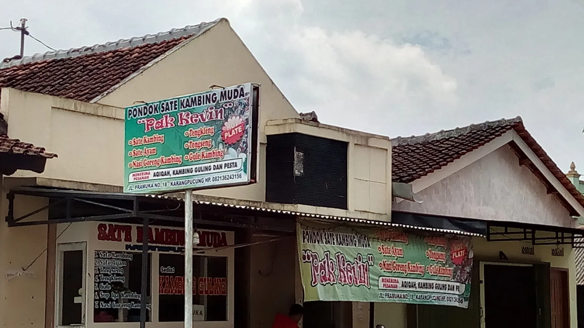 Warung Sate dan Gulai Pak Kevin