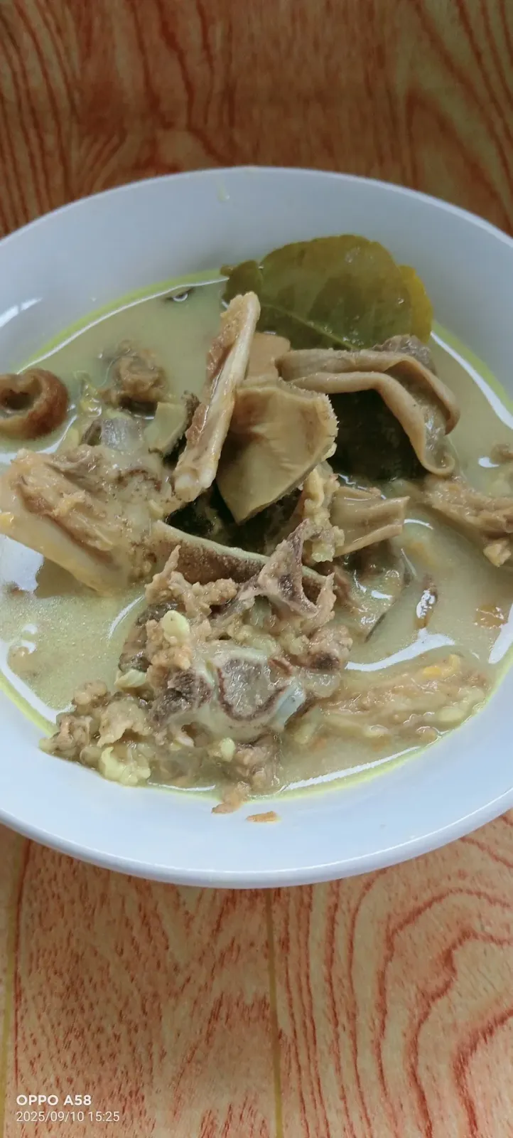 Warung sate dan gule kambing rozak ketanggung