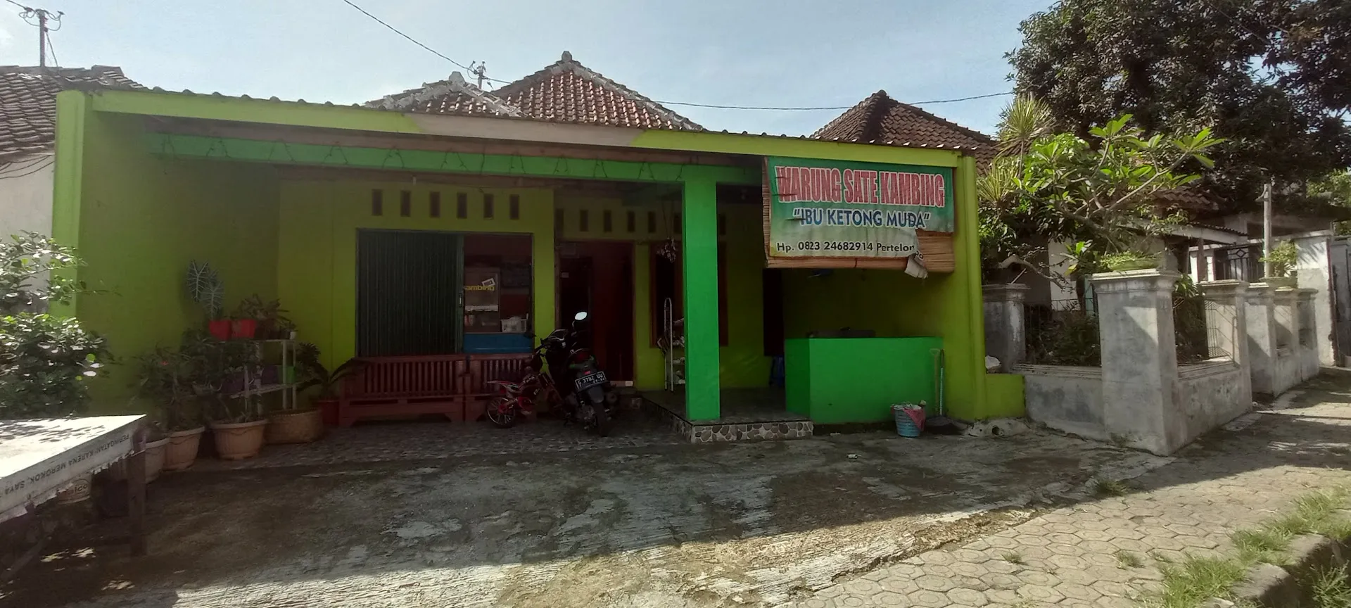 Warung Sate & Gule Kambing Muda Putri Kembar