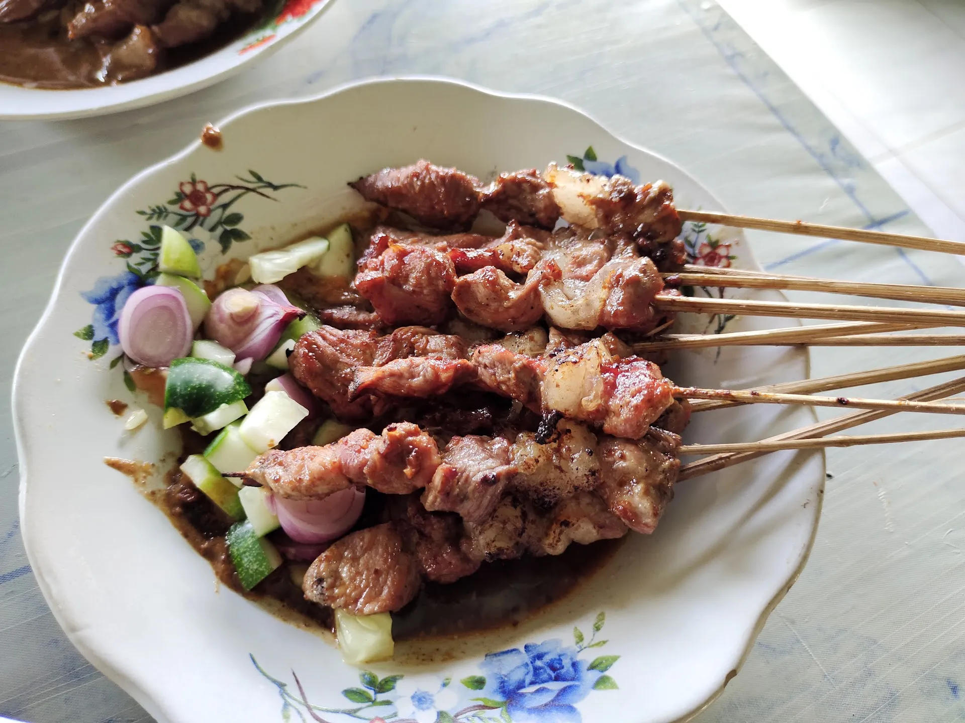 Warung Sate Kambing Plendes Adipala