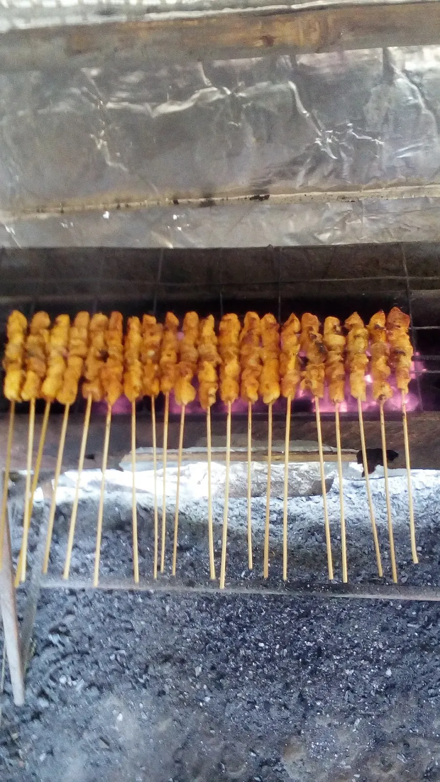 Warung Sate & Rica-rica Ayam Pakde Tino