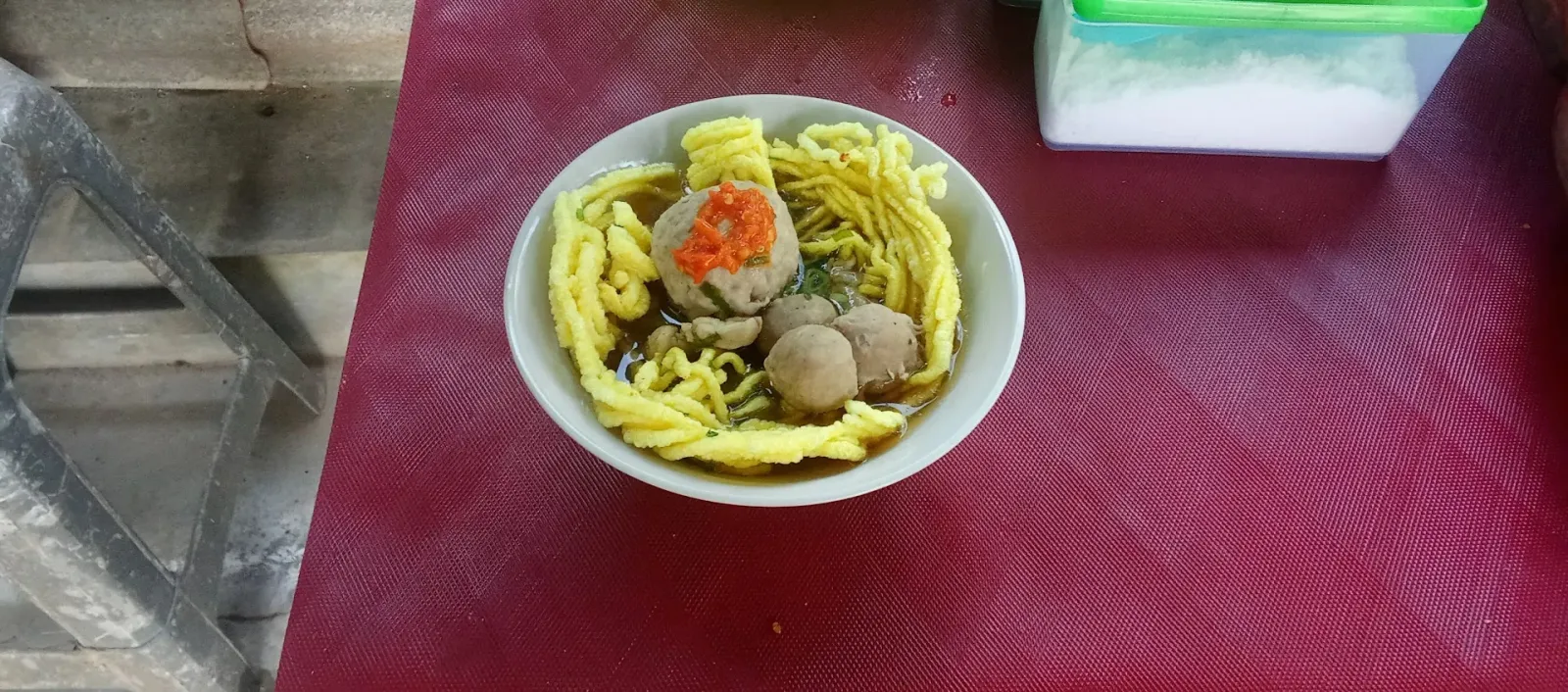 Warung Soteng dan Pecel Ibu Eti