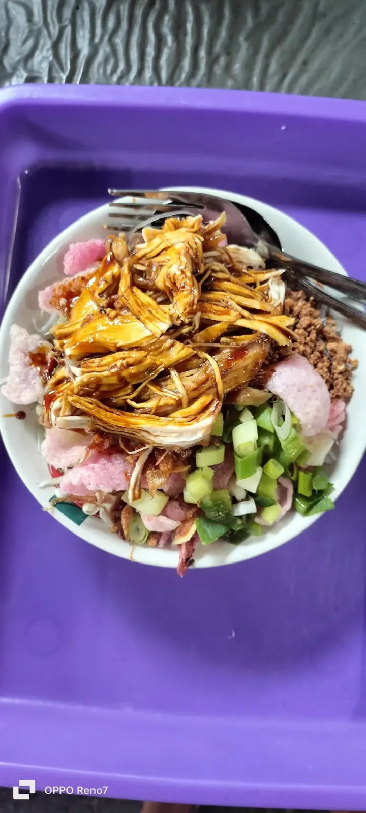 Warung soto+mie ayam biyung laminah