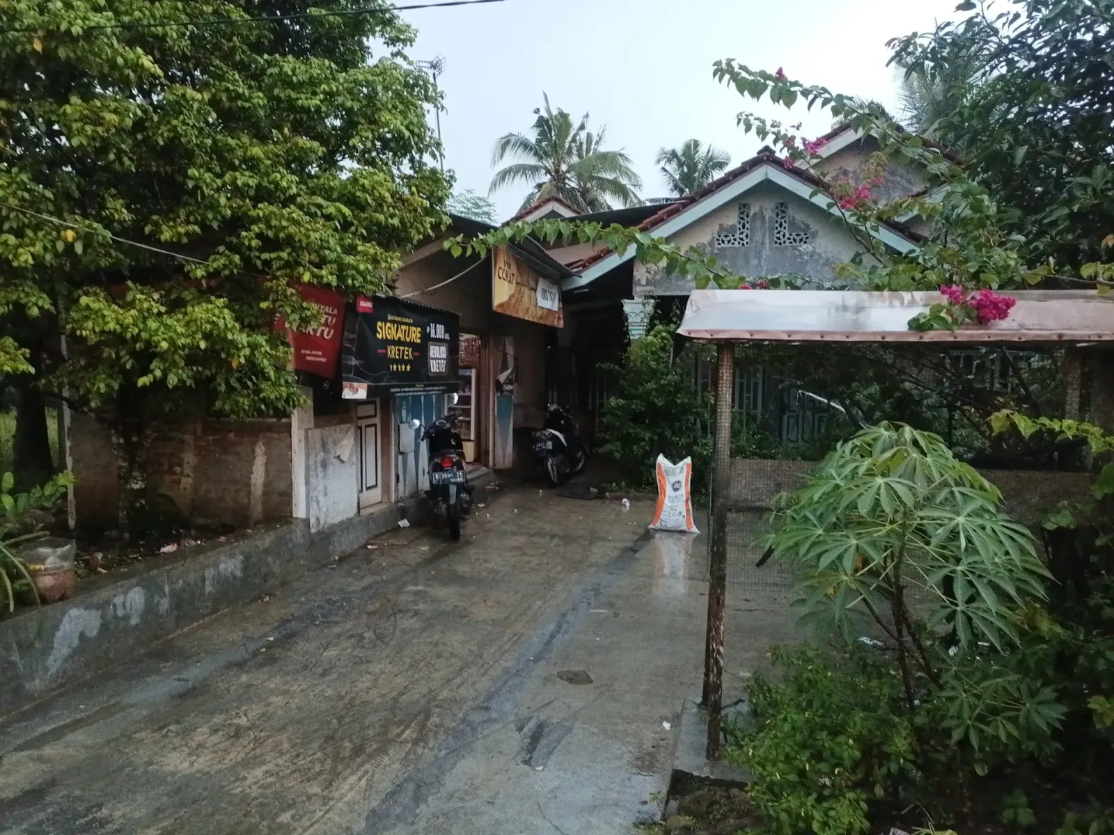Warung Tato Tobong areng