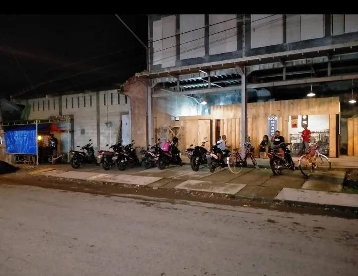 Warung Terserah "Murah Angkringan"
