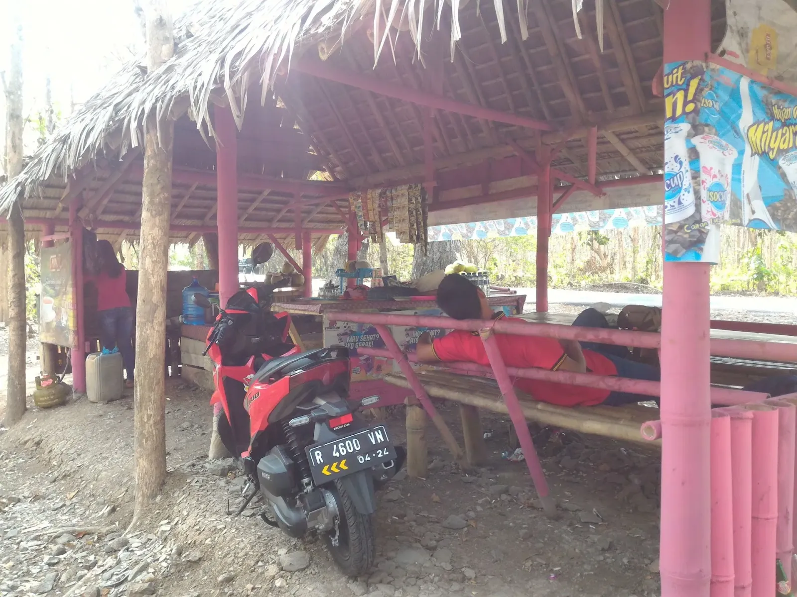 warung titi sunaryo