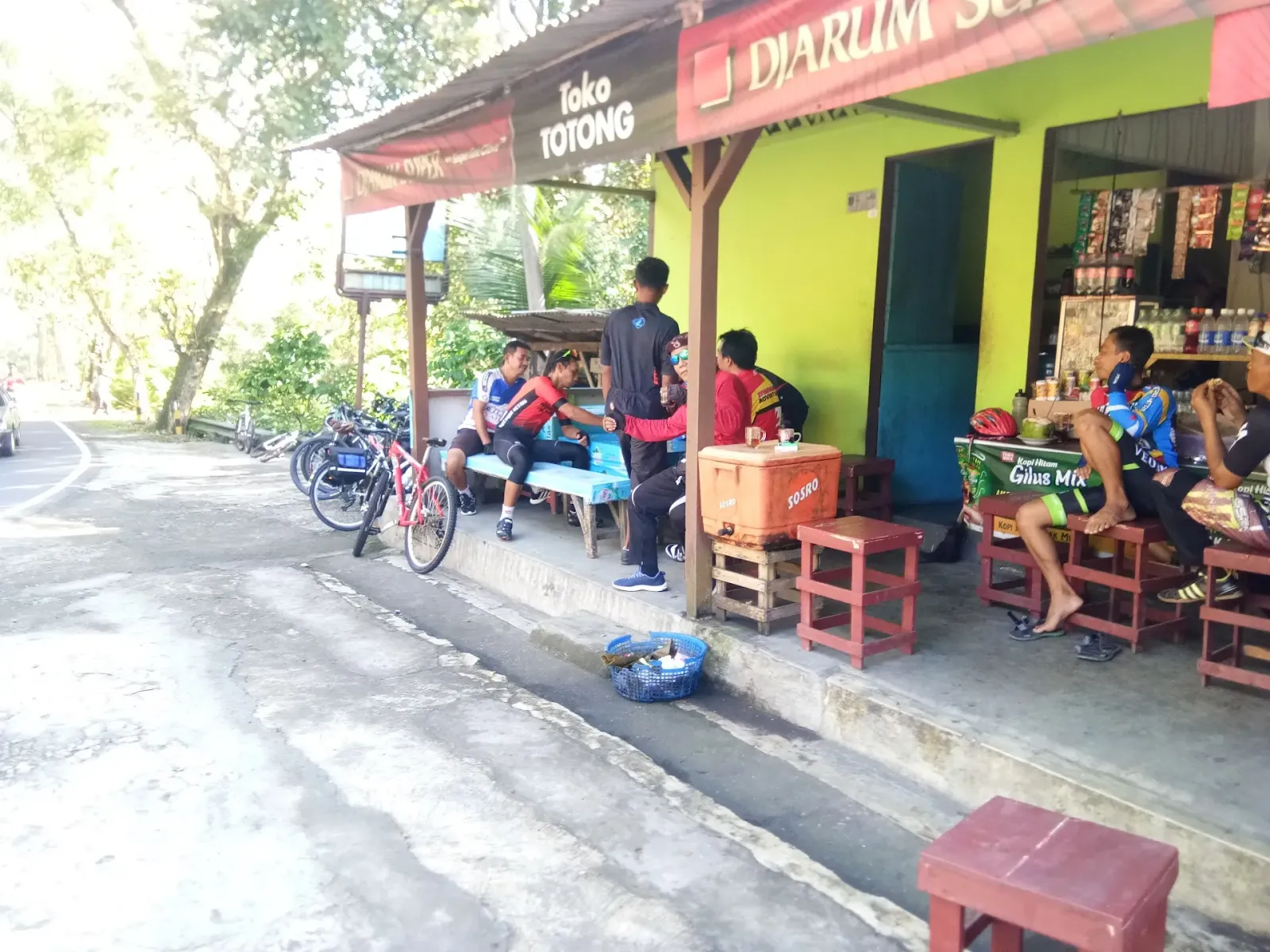 Warung Totong