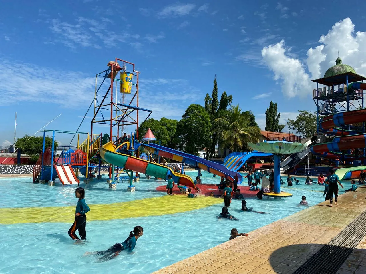 Wisata Kolam Renang Sari Rasa