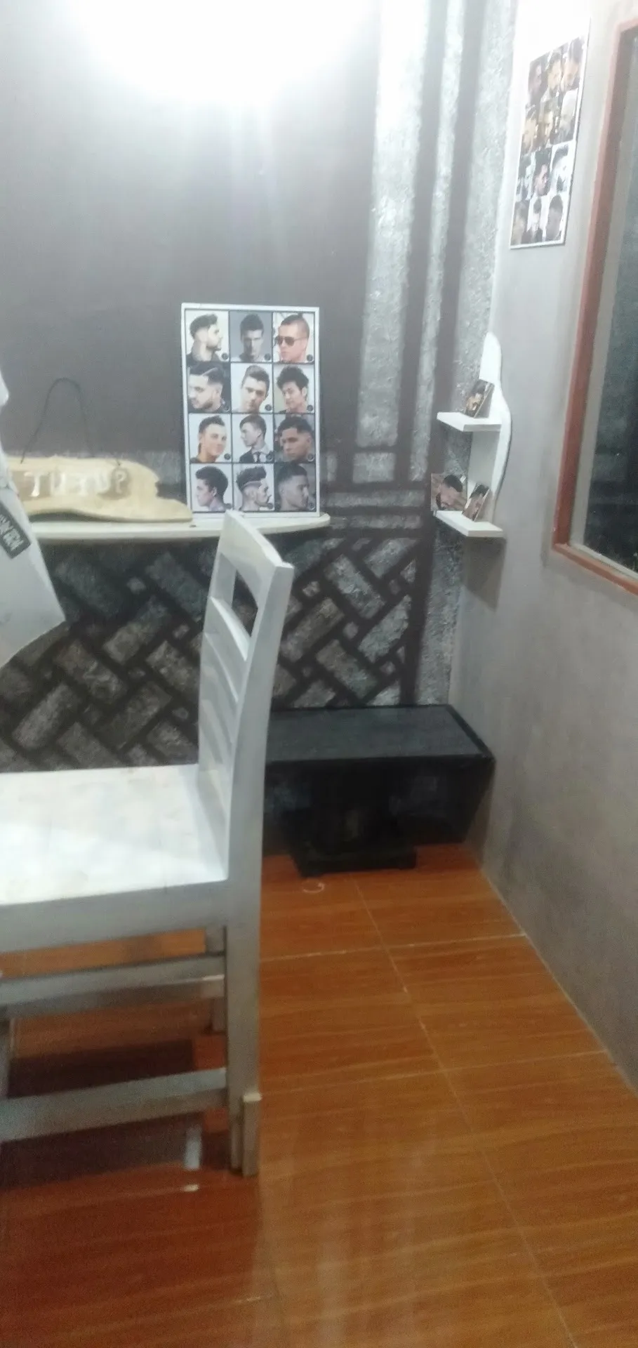 WNR barbershop