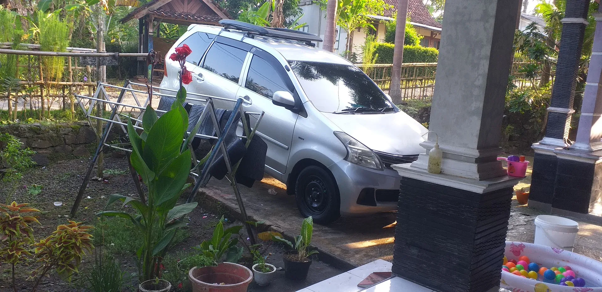 Yanto Bojes Tour N Travel