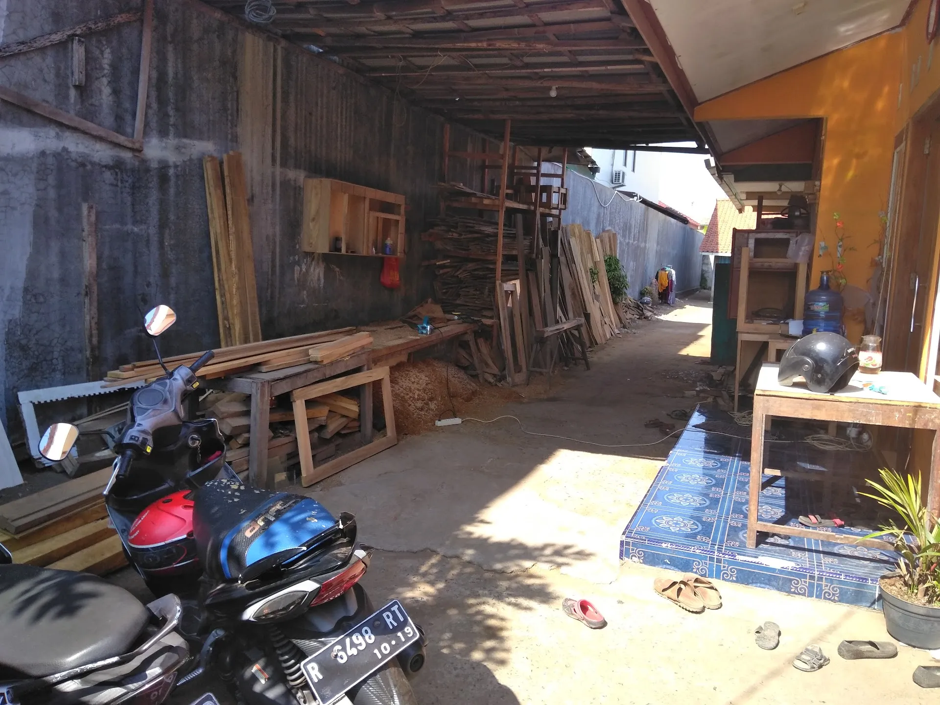 Yatno furniture