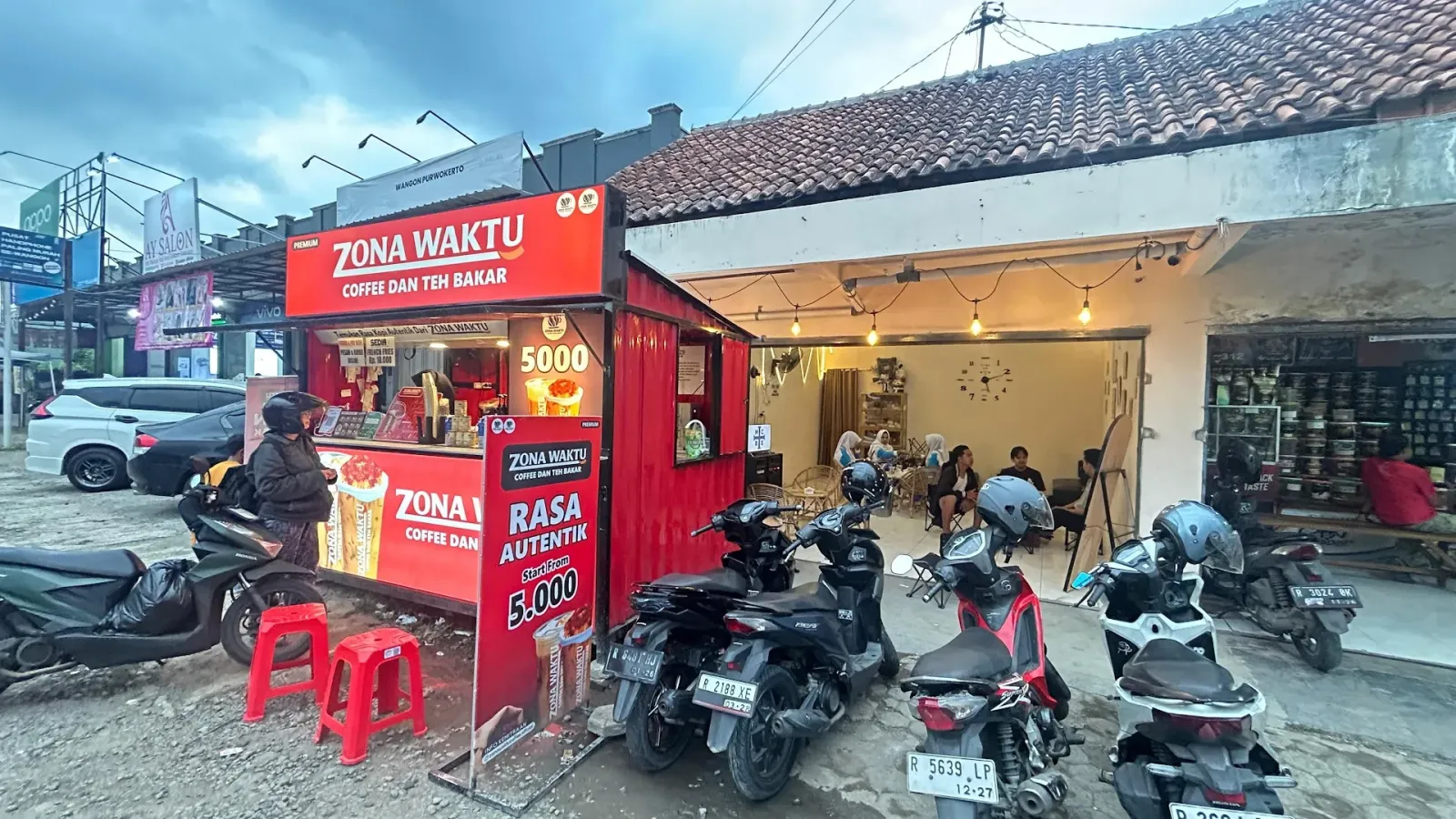 Zona Waktu coffee dan teh bakar wangon