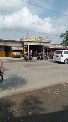 Daging Sapi dan Gilingan Bakso Pak Mustolih