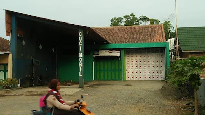 Cuci Mobil Dan Motor Rahayu
