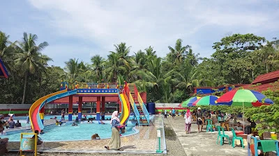 Budiono Water Park Oasis