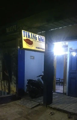 Tukang Gigi Sarwadadi Kawunganten Cilacap