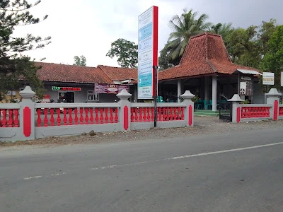 Balai Desa Karangtalun Kidul