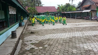 SD Al-Irsyad Gintungreja/masjid