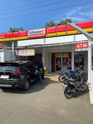 Alfamart Karang Pakis