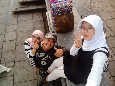 yuniar p