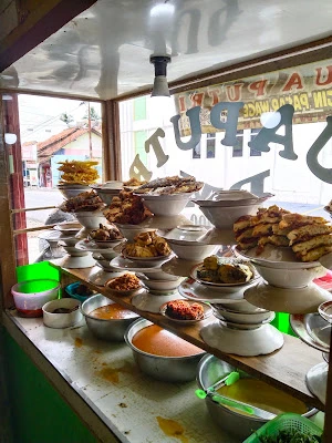 RM MASAKAN PADANG DUA PUTRI