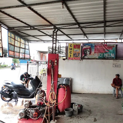 Cuci motor dan tambal ban broo