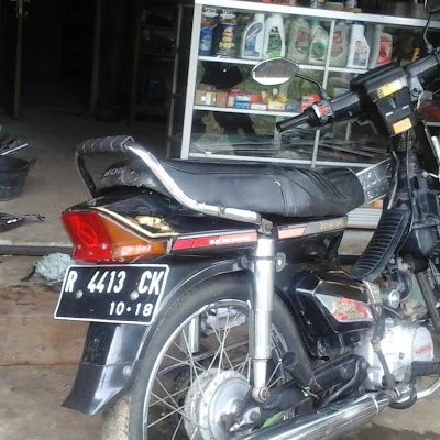 Bengkel Motor Tuhin