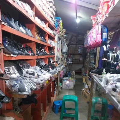 TOKO SEPATU & TAS SUMBER REJEKI