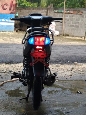 Bengker R Dan F Motor