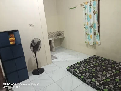kost Mbah uyit
