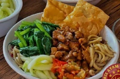 Kedai Mie ayam Goceng (5000)