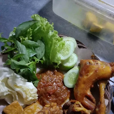 Warung Pecel Lele Pak Toni