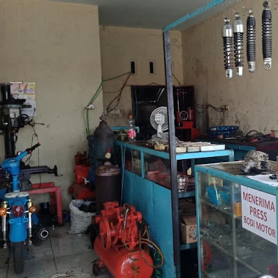 Bengkel Avkal Motor