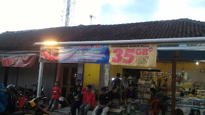 Loket Penjualan DAMRI Gandrungmangu
